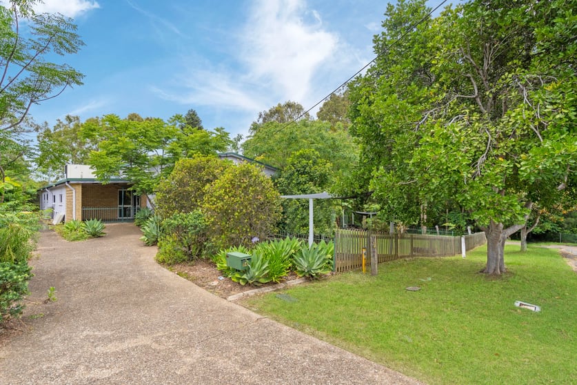 Click to view all images 54 Phillip Street One Mile QLD 4305 - Image 1