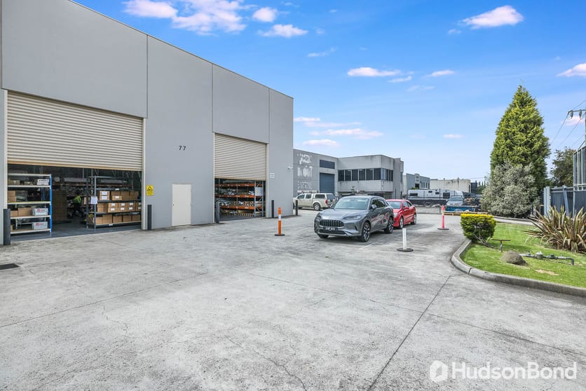 Click to view all images 77 Lara Way Campbellfield VIC 3061 - Image 3