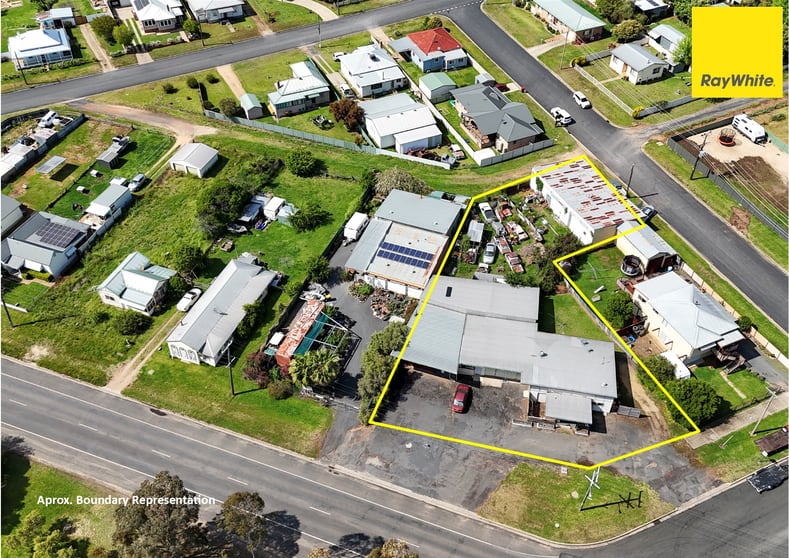 Click to view all images 30 Ring Street Inverell NSW 2360 - Image 1