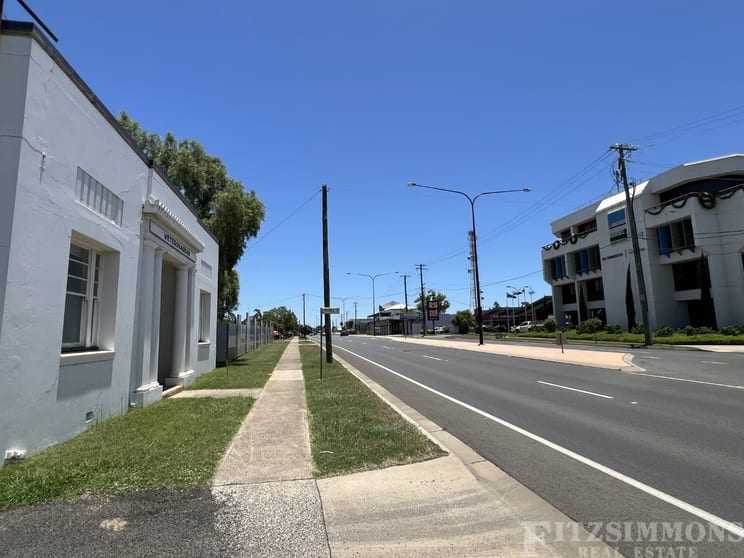 Click to view all images 56 Drayton Street Dalby QLD 4405 - Image 3
