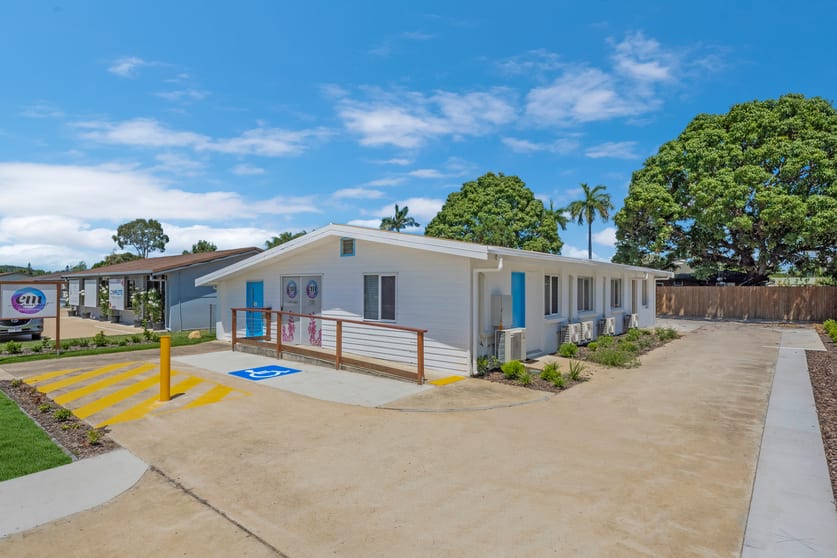 Click to view all images 125 Thuringowa Drive Kirwan QLD 4817 - Image 1