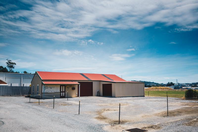 Click to view all images 428 Hobart Road Youngtown TAS 7249 - Image 3