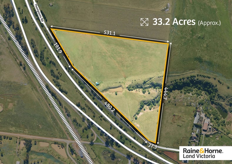 Click to view all images 200 Thompsons Road Diggers Rest VIC 3427 - Image 2