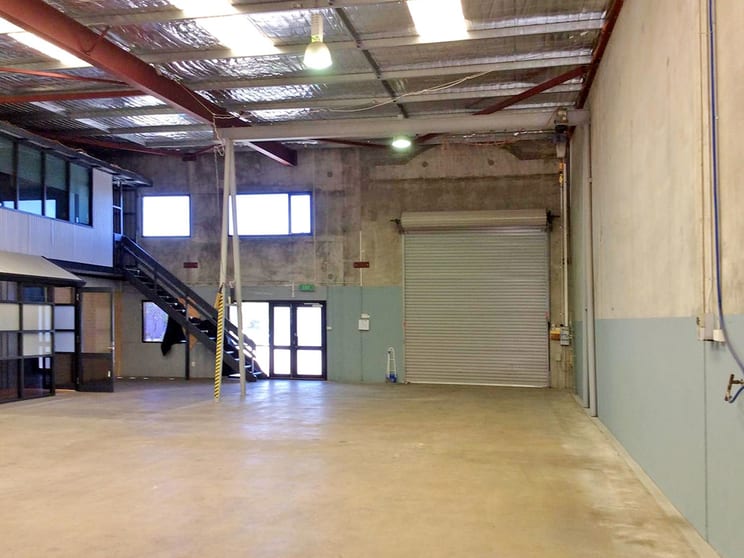 Click to view all images 26b Industry Street Malaga WA 6090 - Image 3
