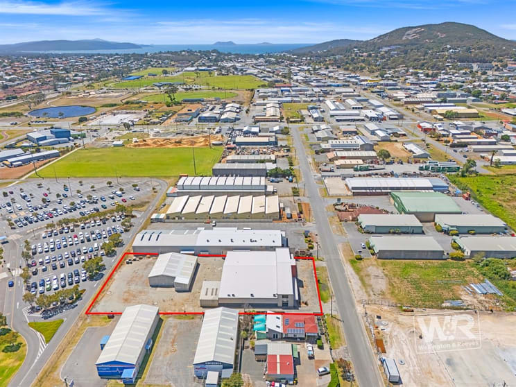 Click to view all images 32 Graham Street Centennial Park WA 6330 - Image 2