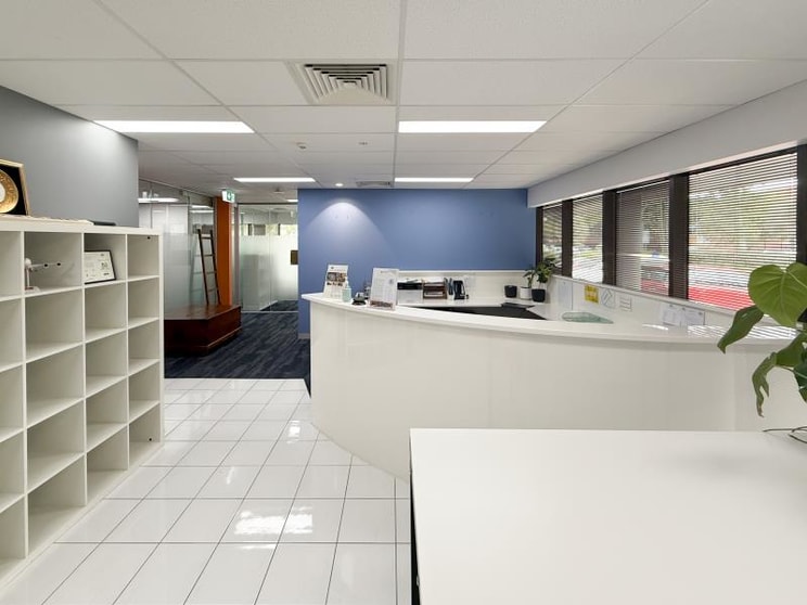 Click to view all images Suite 4 & 6/Suites 4 & 6 / 574 Plummer St Port Melbourne VIC 3207 - Image 2