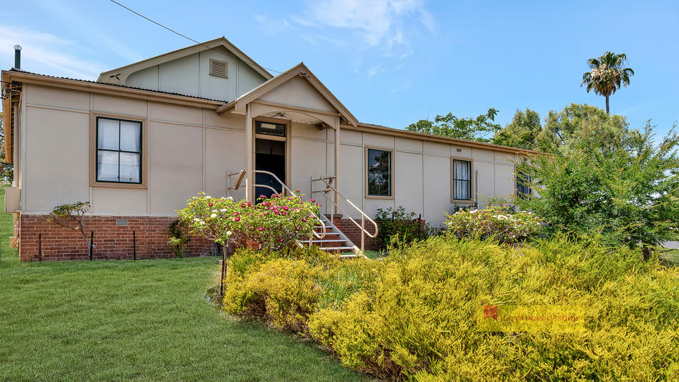Click to view all images 111 Herbert Street Gulgong NSW 2852 - Image 1