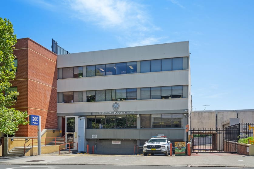 Click to view all images 11 Kildare Road Blacktown NSW 2148 - Image 1