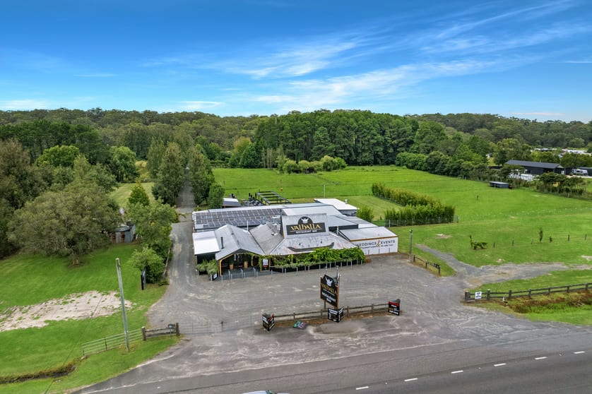 Click to view all images 3834 Nelson Bay Road Bobs Farm NSW 2316 - Image 2