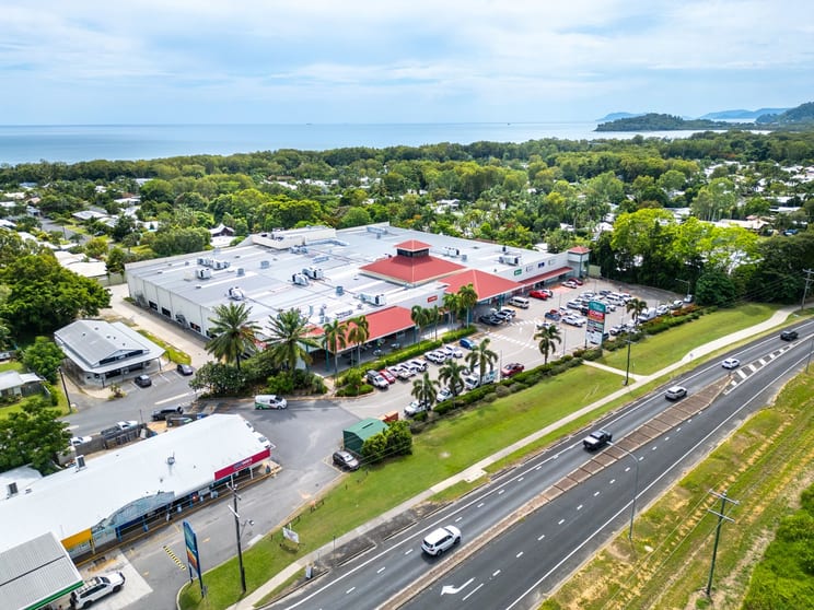 Click to view all images 55 Endeavour Road Clifton Beach QLD 4879 - Image 1
