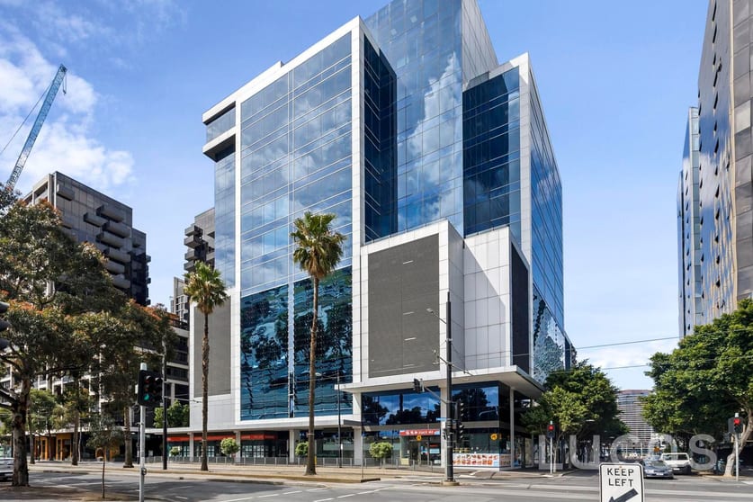 Click to view all images 1405/401 Docklands Drive Docklands VIC 3008 - Image 1
