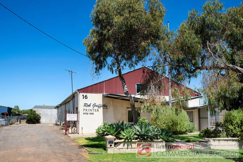 Click to view all images 16 Fairlawn Road Busselton WA 6280 - Image 1