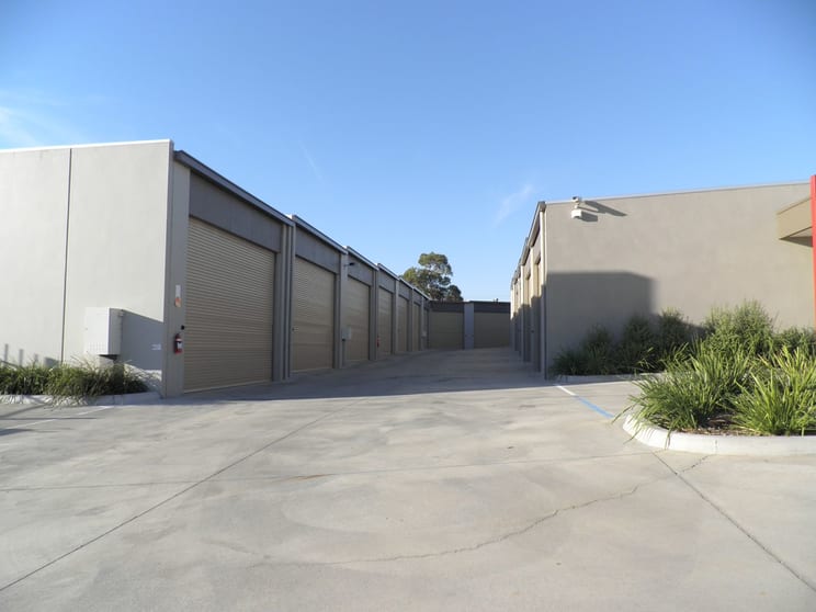 Click to view all images 23/6 Satu Way Mornington VIC 3931 - Image 2