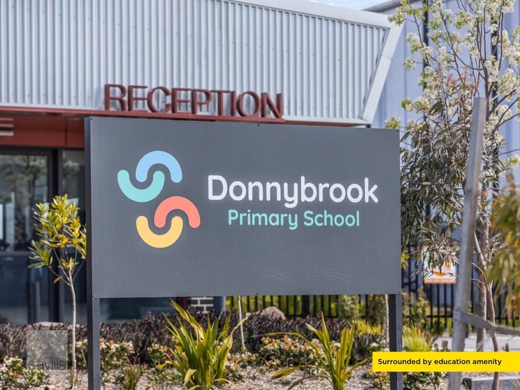 Click to view all images 30 Springs Road Donnybrook VIC 3064 - Image 2