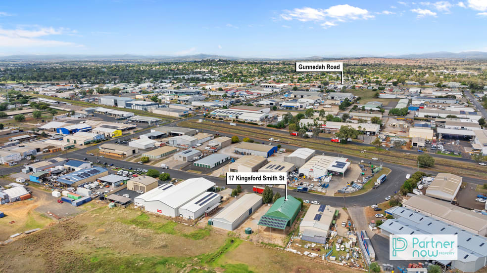 Click to view all images 17 Kingsford Smith Street Tamworth NSW 2340 - Image 2