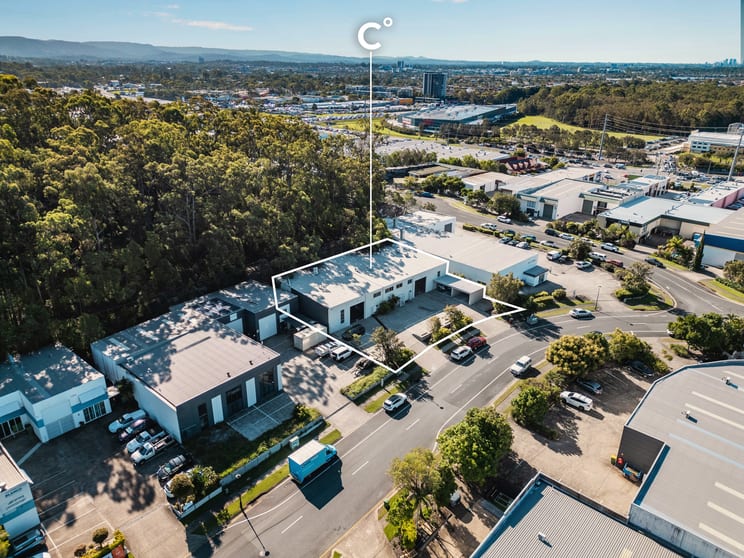9 Leda Drive Burleigh Heads QLD 4220 - Image 1