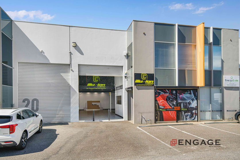 Click to view all images 19/22-30 Wallace Avenue Point Cook VIC 3030 - Image 1