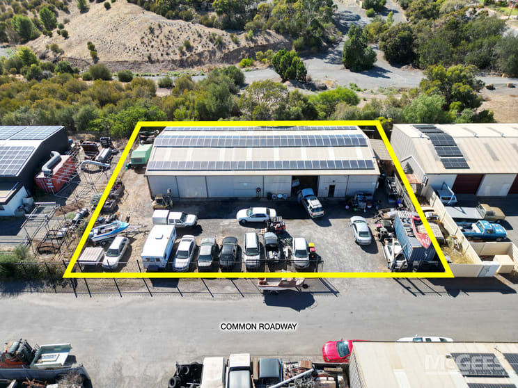Click to view all images 2/1 Liston Road Lonsdale SA 5160 - Image 2