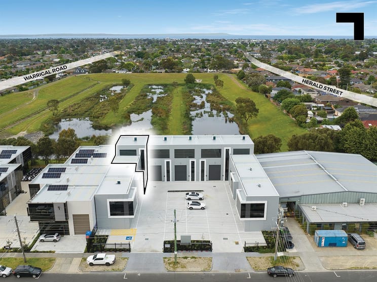 Click to view all images 7/134 - 136 Argus Street Cheltenham VIC 3192 - Image 2