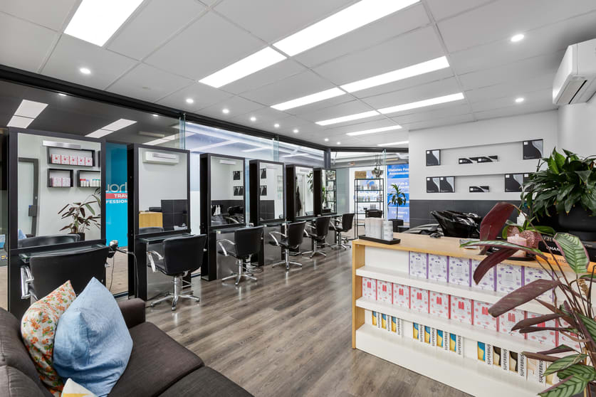 Click to view all images 5/8 Gilbert Street Torquay VIC 3228 - Image 3