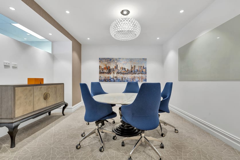 Click to view all images 24 Albert Road South Melbourne VIC 3205 - Image 1