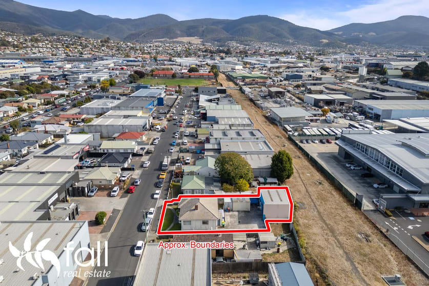 Click to view all images 38 Pearl Street Derwent Park TAS 7009 - Image 1