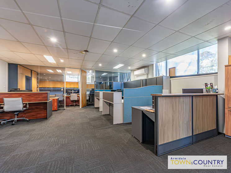 Click to view all images 48 Seaton Street Armidale NSW 2350 - Image 3