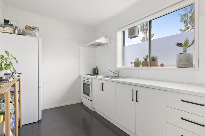 Click to view all images 19-21 Rankins Road Kensington VIC 3031 - Image 3