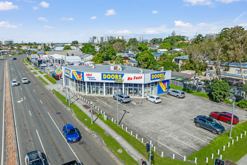 Click to view all images 62-66 Brisbane Road Labrador QLD 4215 - Image 1