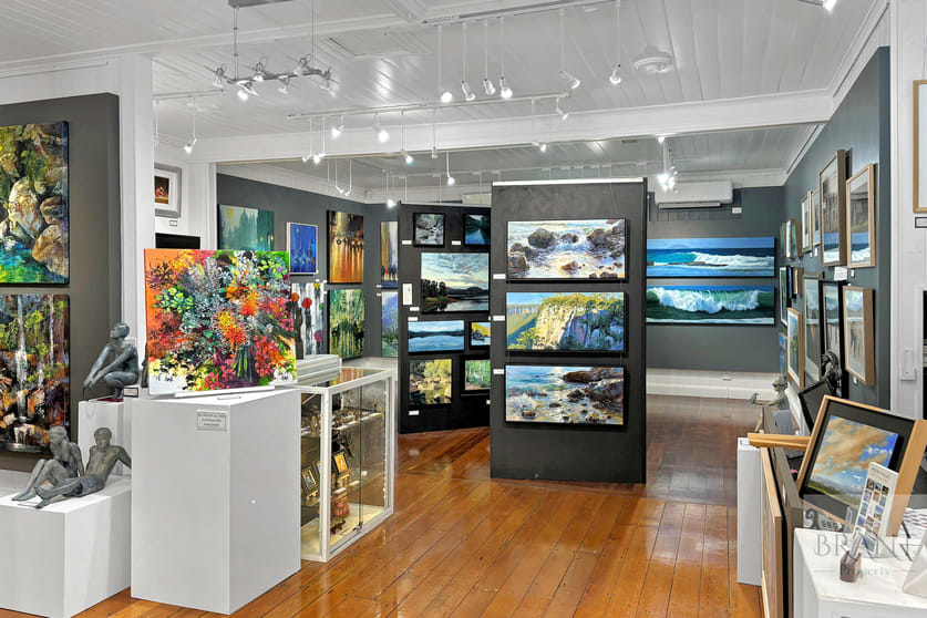 Click to view all images 138 Main Street Montville QLD 4560 - Image 3