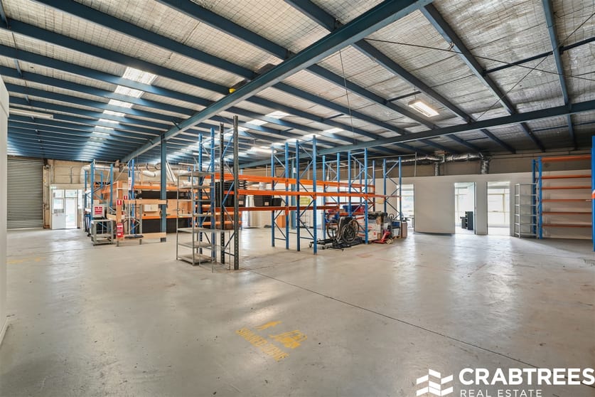 Click to view all images 1/1640 Ferntree Gully Road Knoxfield VIC 3180 - Image 3