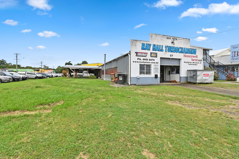 Click to view all images 57 ANDERSON STREET Manunda QLD 4870 - Image 1