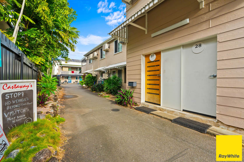 Click to view all images 207 Sheridan Street Cairns North QLD 4870 - Image 2