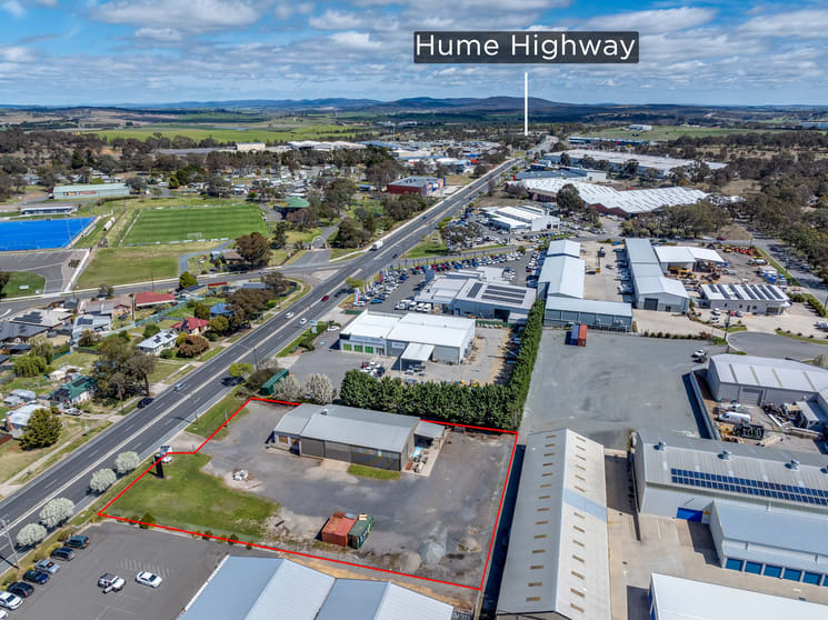 Click to view all images 118 HUME STREET Goulburn NSW 2580 - Image 2
