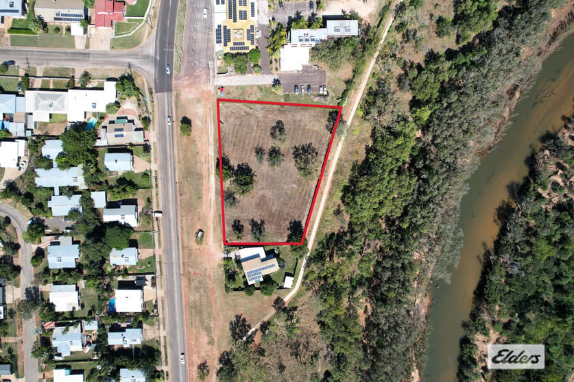 Click to view all images 54 Giles Street Katherine NT 0850 - Image 2