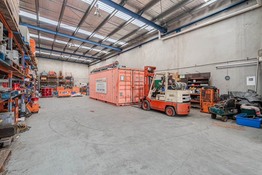 Click to view all images 2/45 Macaulay Street Williamstown North VIC 3016 - Image 3