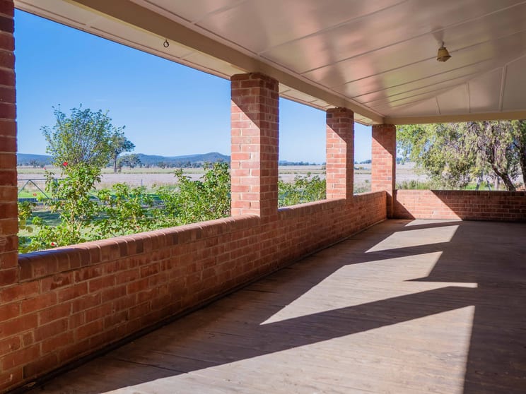 Click to view all images 160 Gundong Road Tomingley NSW 2869 - Image 3