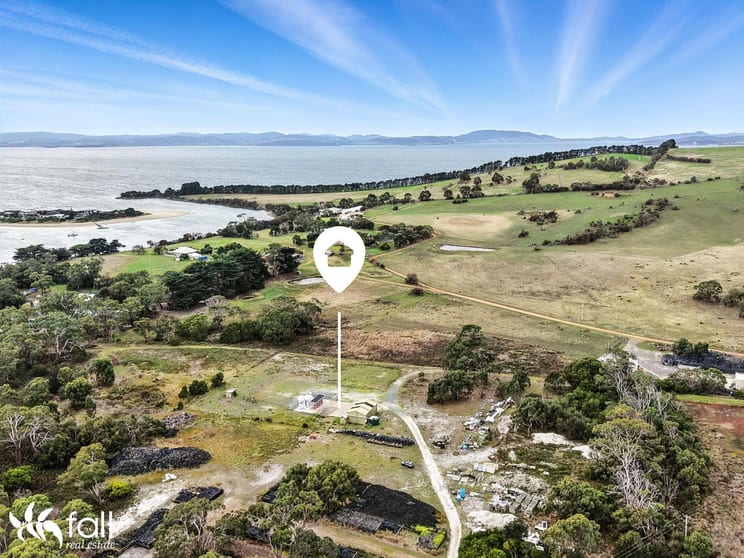 Click to view all images 1/280 Bicheno Street Clifton Beach TAS 7020 - Image 3