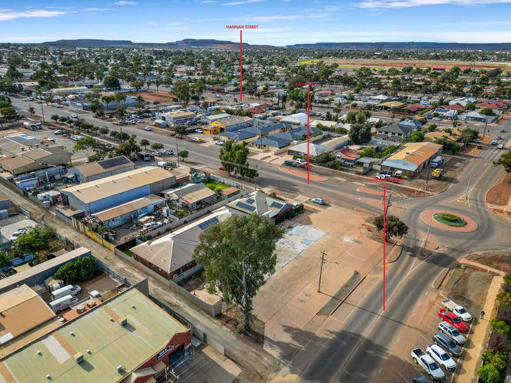 Click to view all images 384 Hay Street Kalgoorlie WA 6430 - Image 2