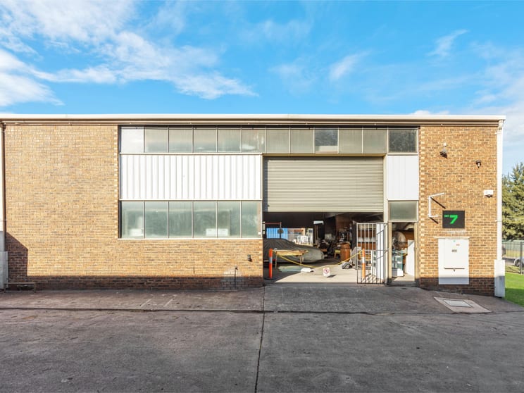 Click to view all images 7/28 Lee Holm Road St Marys NSW 2760 - Image 2