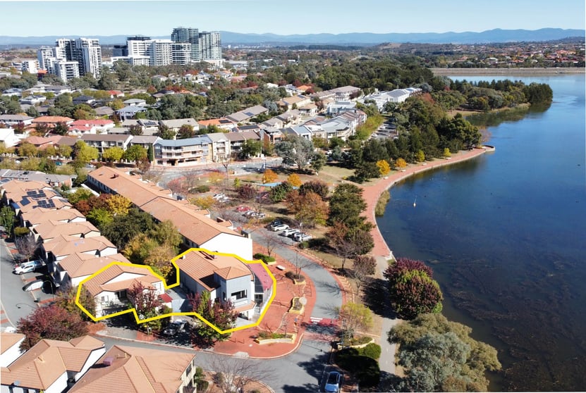 Click to view all images 51 Strayleaf Crescent Gungahlin ACT 2912 - Image 3