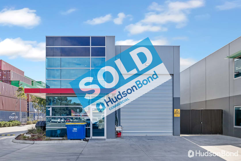 Click to view all images 1/463A Somerville Road Brooklyn VIC 3012 - Image 1