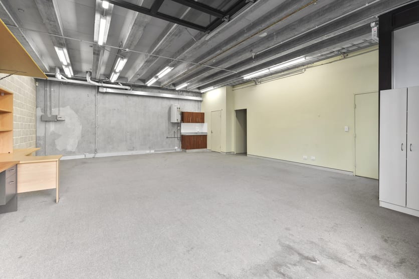 Click to view all images Belrose NSW 2085 - Image 2
