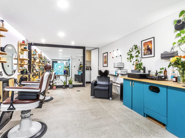 Click to view all images 2/293 Liverpool St Darlinghurst NSW 2010 - Image 3