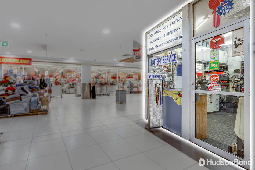 Click to view all images 8/101 Manningham Road Bulleen VIC 3105 - Image 3