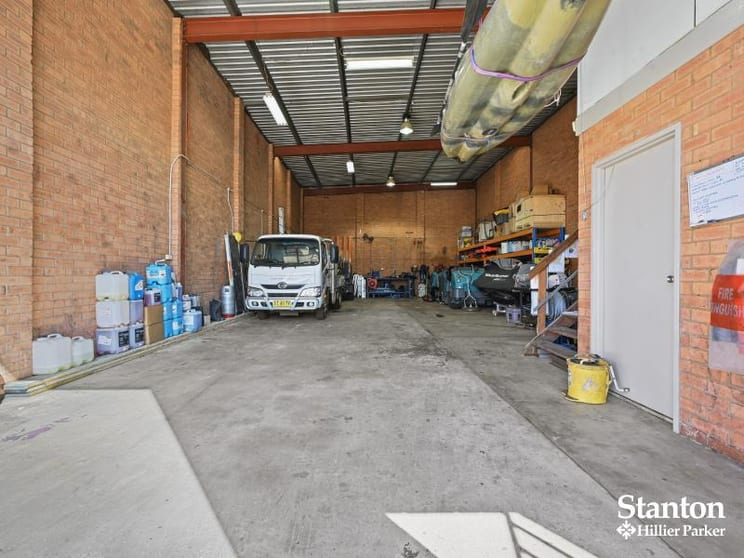 Click to view all images 26 Stanley Street Peakhurst NSW 2210 - Image 3