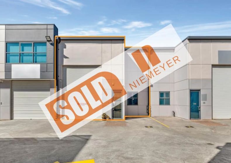 Click to view all images Unit 3/128 Station Road Seven Hills NSW 2147 - Image 1