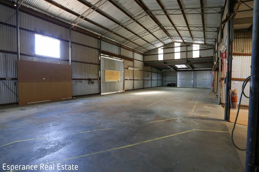 Click to view all images 6 Coppin Street Chadwick WA 6450 - Image 2