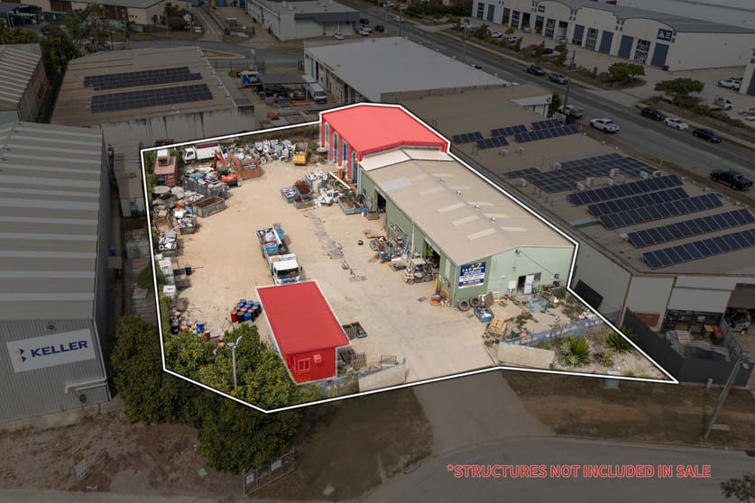 Click to view all images 4 Larue Court Lawnton QLD 4501 - Image 2