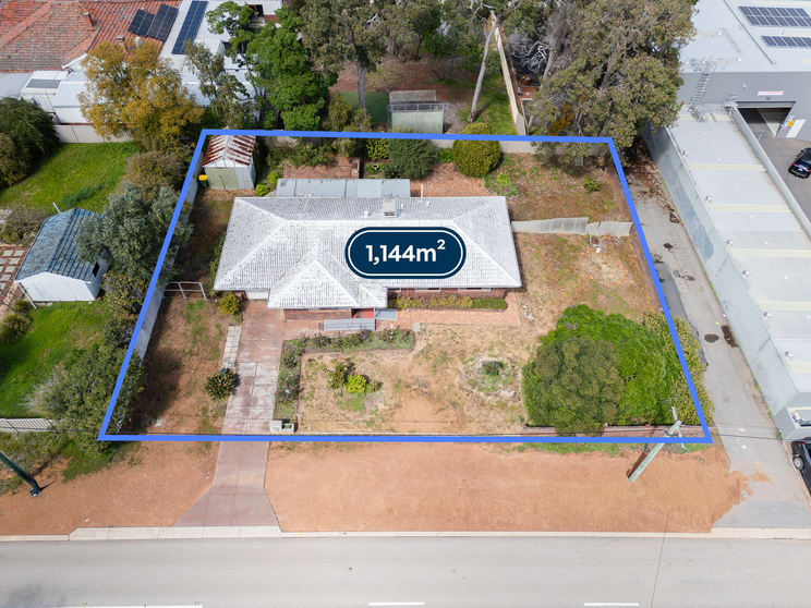 9 Burt Street Kalamunda WA 6076 - Image 1